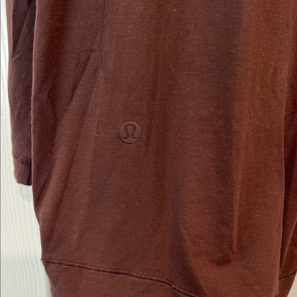 Lululemon Women's Brown Long Sleeve Top - Picture 6 of 7
